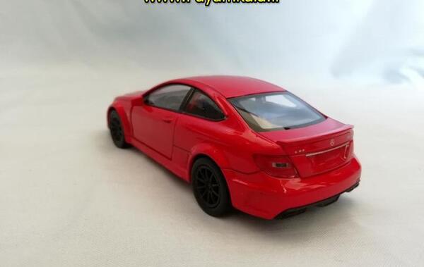 عکس ماشین بنز کلاس c c63