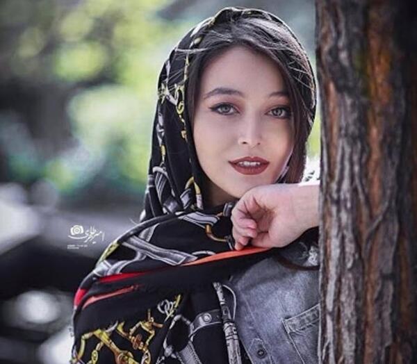 عکس دختر طبیعی ساده ۱۵ ساله