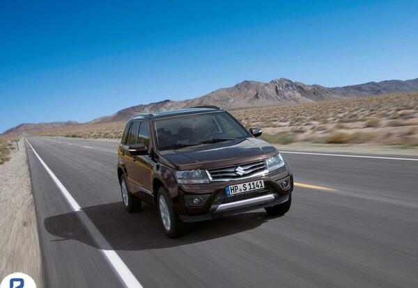 عکس ماشین suzuki