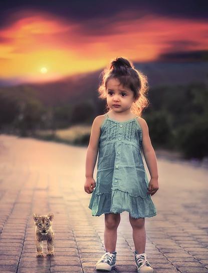 عکس پروفایل پسر بچه غمگین