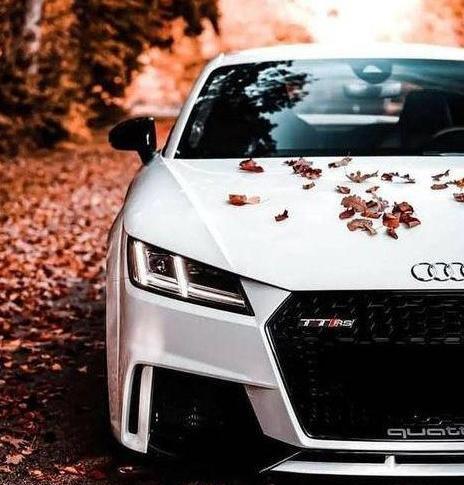عکس ماشین لاکچری برای پروفایل