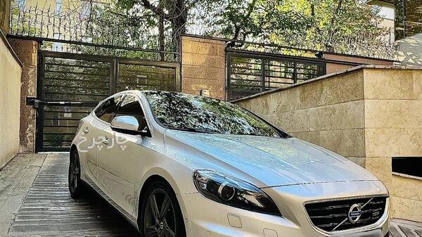 عکس ماشین ولوو v40 r دیزاین