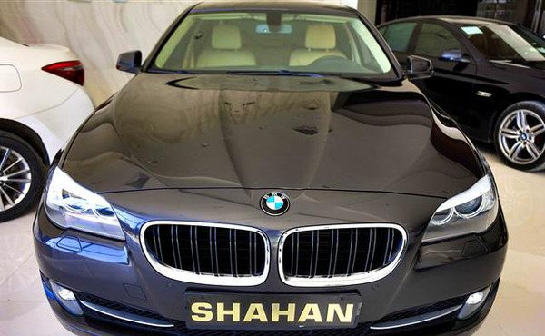 عکس ماشین ب ام و سری 5 سدان 520i