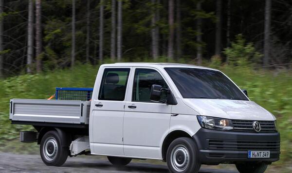 عکس ماشین فولکس وانت