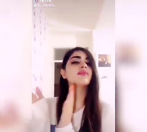 پروفایل عکس دختر خوشگل تهرانی ۱۴ ساله