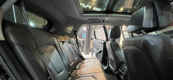 عکس ماشین کی ام سی x5