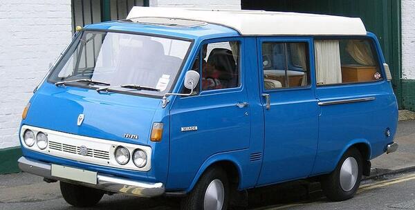 عکس ماشین toyota hiace