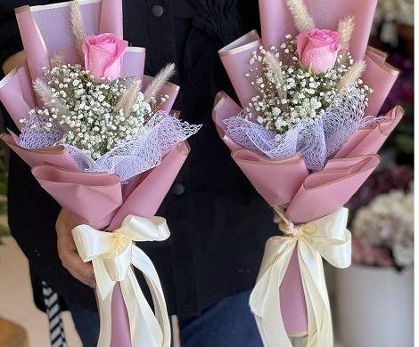 عکس گل ژیپسوفیلا بنفش