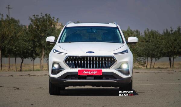 عکس ماشین کی ام سی k7