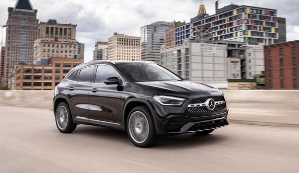 عکس ماشین بنز کلاس gla gla250