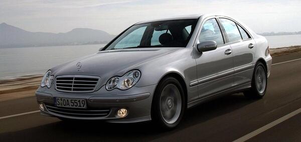 عکس ماشین بنز کلاس c c240