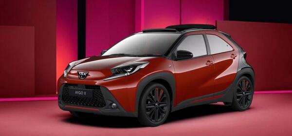 عکس ماشین toyota aygo