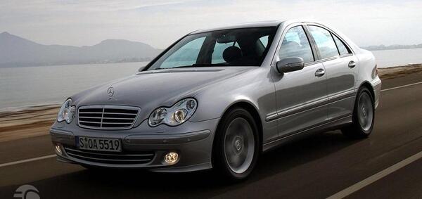 عکس ماشین بنز کلاس c c220