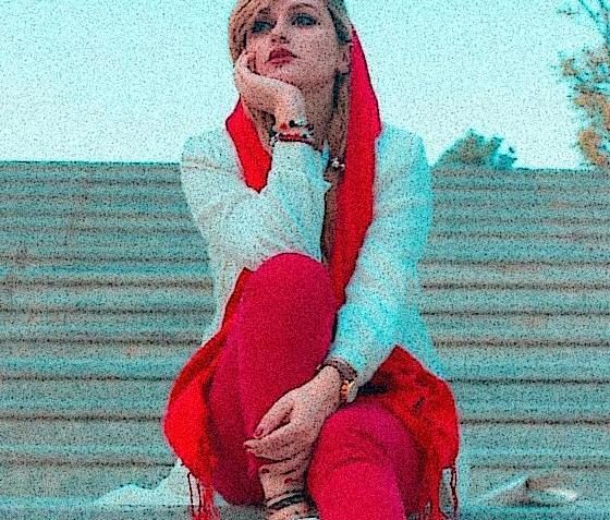 عکس دختر ایرانی ساده 17 ساله طبیعی