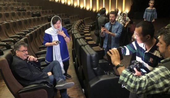 عکس داداش حبیب در لیسانسه ها
