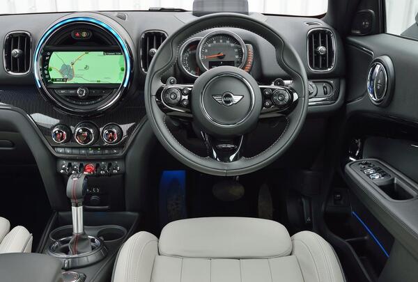 عکس ماشین mini countryman