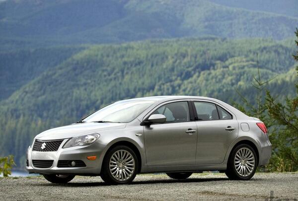 عکس ماشین suzuki kizashi
