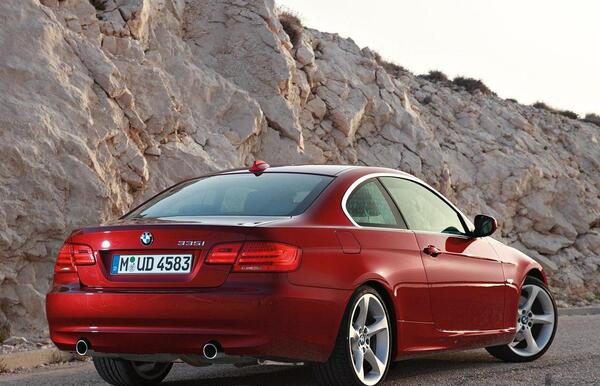عکس ماشین ب ام و سری 3 کوپه 325i