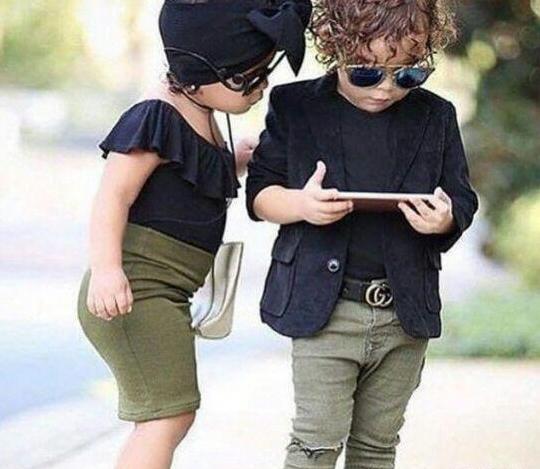 عکس پروفایل پسر بچه گانه