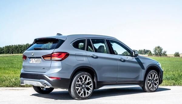 عکس ماشین bmw x1