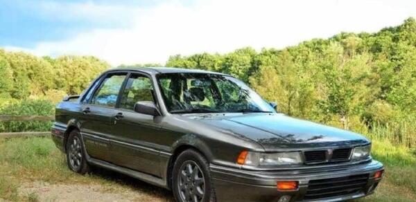 عکس ماشین mitsubishi galant