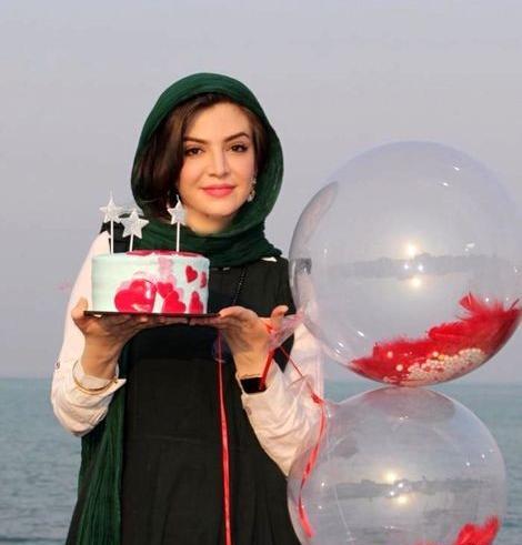 عکس پدر آوا دارویت
