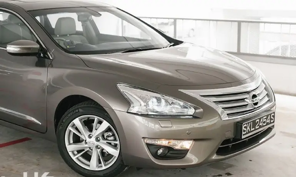 عکس ماشین نیسان تی ینا (مونتاژ) xl