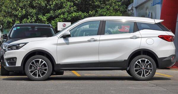 عکس ماشین هن تنگ x5 (مونتاژ)