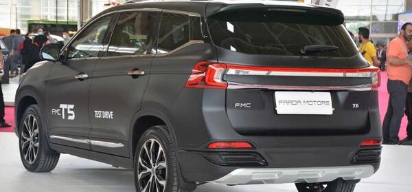 عکس ماشین فردا t5