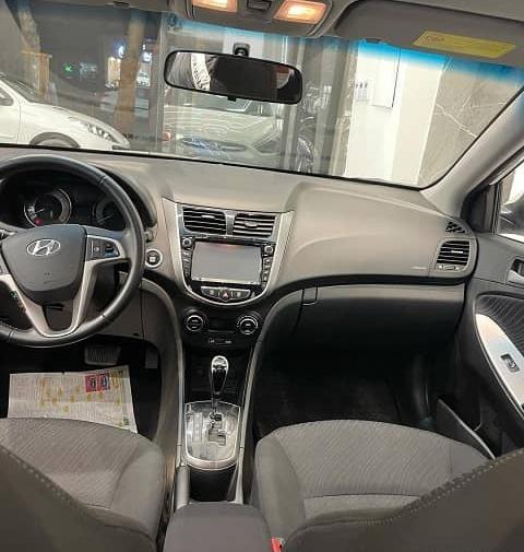 عکس ماشین هیوندای اکسنت بلو