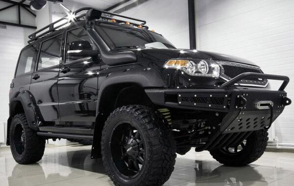 عکس ماشین uaz patriot