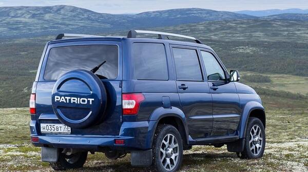 عکس ماشین uaz patriot