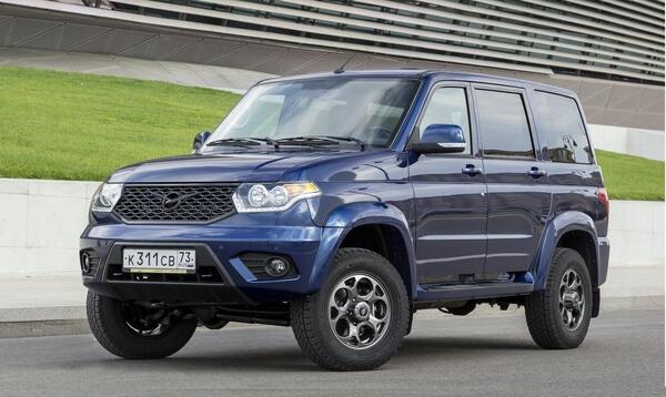 عکس ماشین uaz patriot