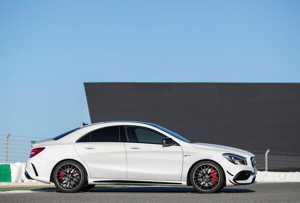 عکس ماشین بنز کلاس cla cla45