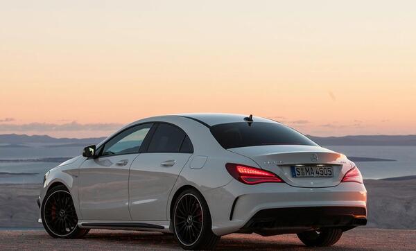 عکس ماشین بنز کلاس cla cla45