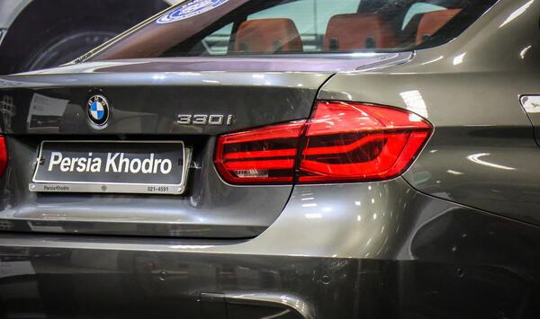 عکس ماشین ب ام و سری 3 سدان 330i