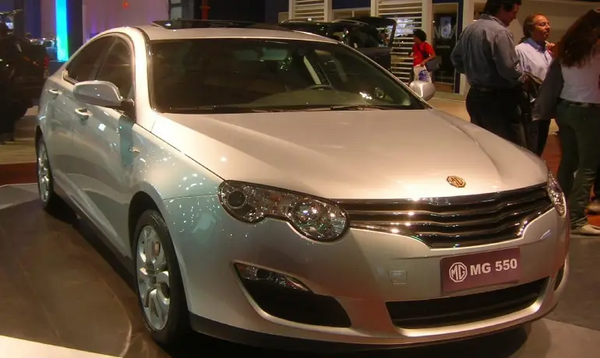عکس ماشین ام جی 550
