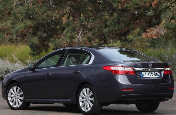 عکس ماشین renault safrane