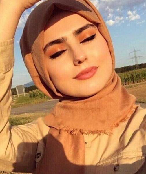 عکس پروفایل دختر با چفیه عربی