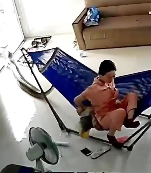 عکس مار آبی در آب