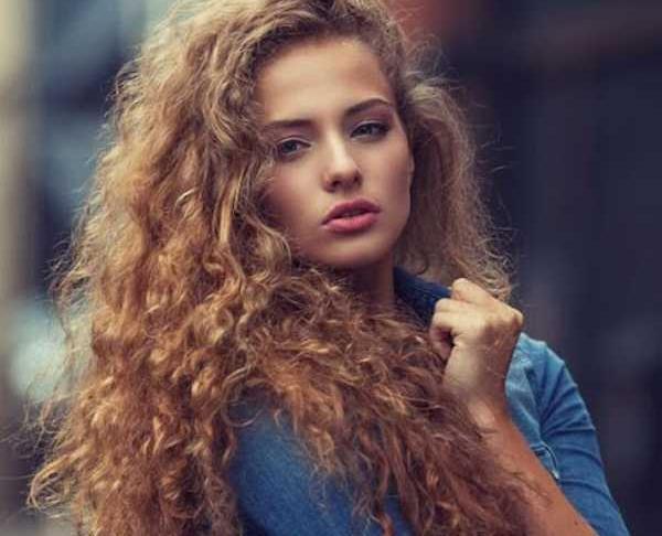 عکس پروفایل دختر فرفری