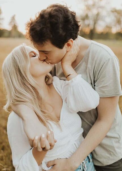 عکس عاشقانه لوچ