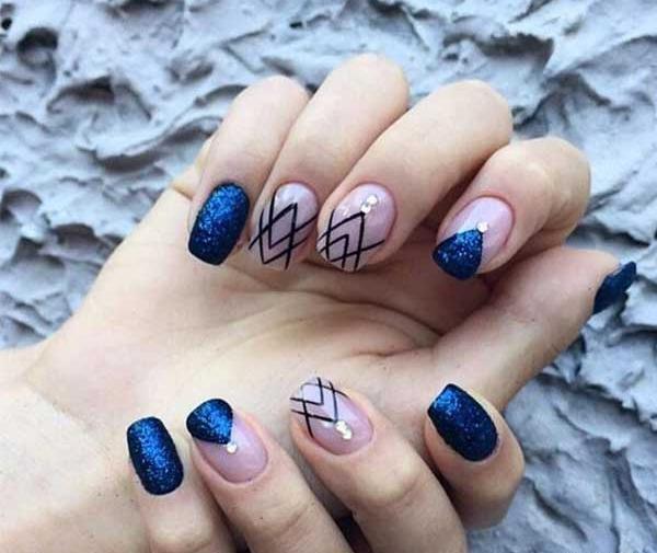 عکس ایده دیزاین ناخن ساده در خانه
