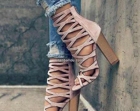 عکس کفش پاشنه بلند نازک