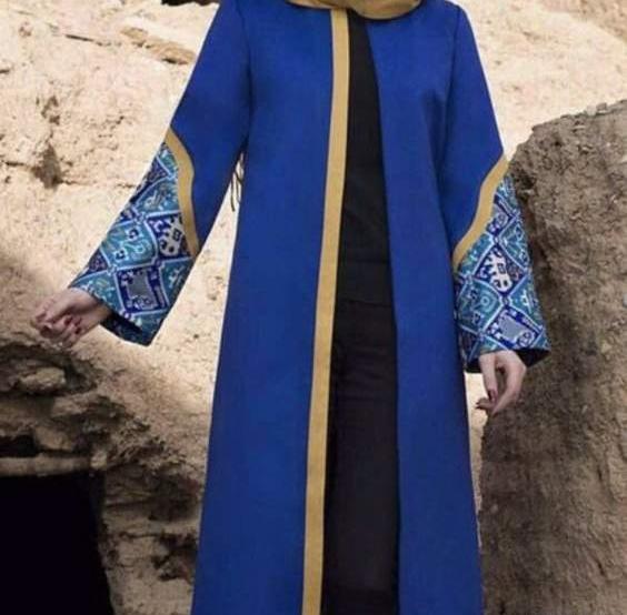 عکس رنگ آبی کاربنی