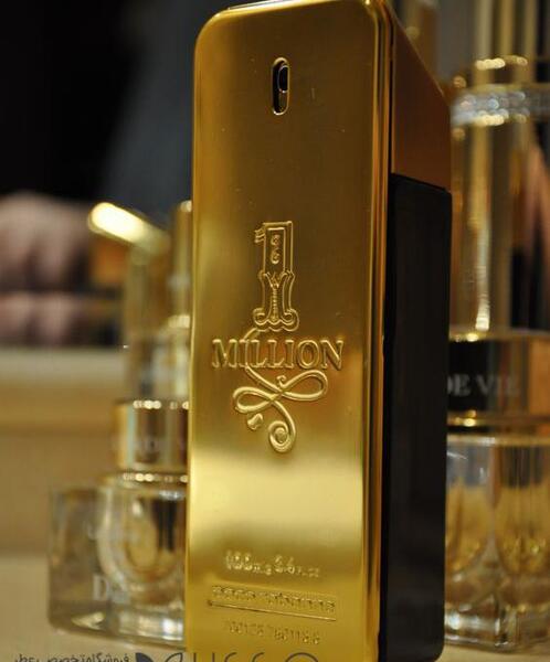 عکس عطر وان میلیون