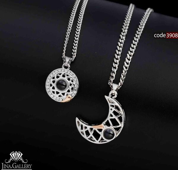 عکس گردنبند ماه