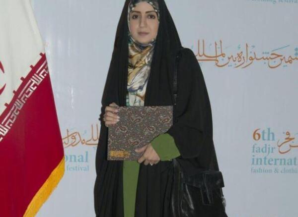 عکس مجری زن با حجاب