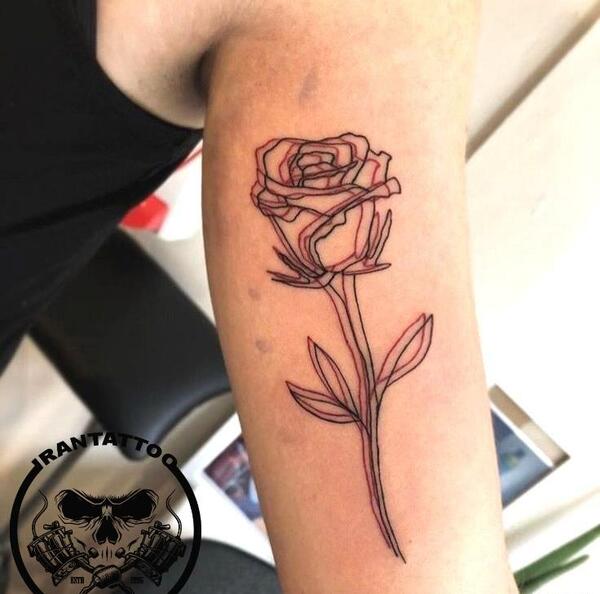 عکس تاتو روی دست گل رز