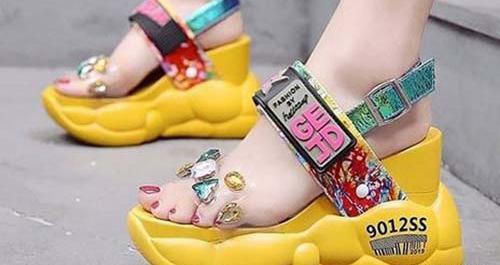 عکس کفش دخترانه صندل